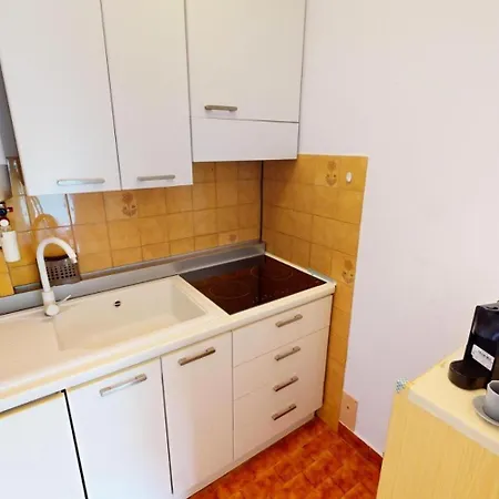 Apartment Nausicaa - Giotto - Agreable Studio Economique 6 Couchages Proche Commerces Mae-2291 Menton